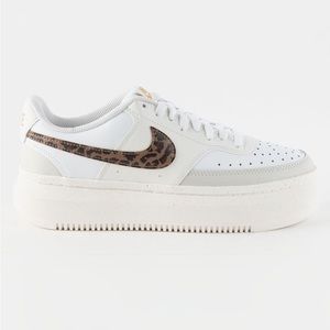 FLASH SALE: Nike Court Vision Alta (sz 8)